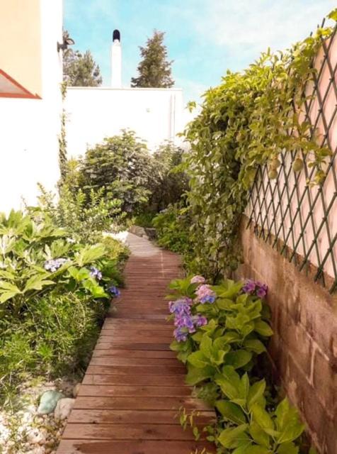 פטיאס Edles Apartment In Architektenvilla Mit Grossem Pool, Sauna, Dachterrasse Und Malerischem Garten מראה חיצוני תמונה