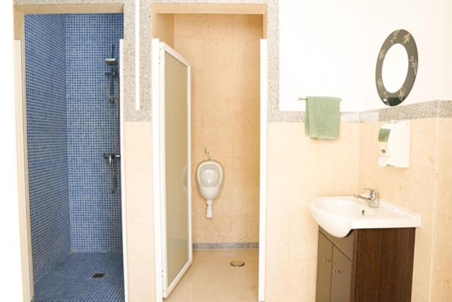 פטיאס Edles Apartment In Architektenvilla Mit Grossem Pool, Sauna, Dachterrasse Und Malerischem Garten מראה חיצוני תמונה
