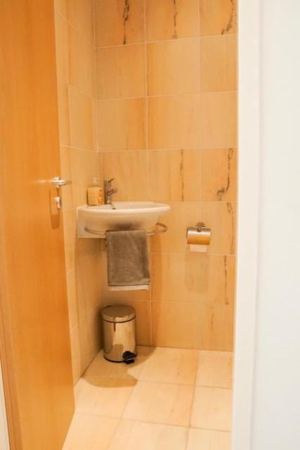פטיאס Edles Apartment In Architektenvilla Mit Grossem Pool, Sauna, Dachterrasse Und Malerischem Garten מראה חיצוני תמונה