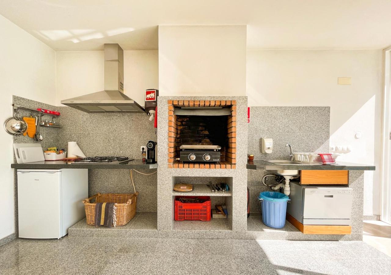 פטיאס Edles Apartment In Architektenvilla Mit Grossem Pool, Sauna, Dachterrasse Und Malerischem Garten מראה חיצוני תמונה