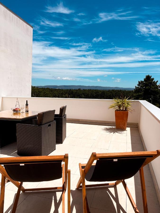 פטיאס Edles Apartment In Architektenvilla Mit Grossem Pool, Sauna, Dachterrasse Und Malerischem Garten מראה חיצוני תמונה